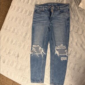 American Eagle strigid mom Jean size 6 short